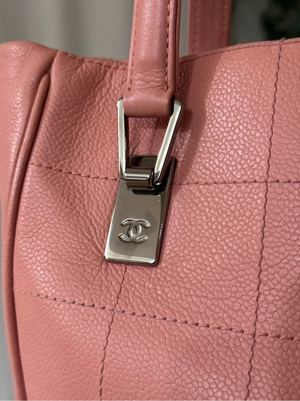 CHANEL Pink Quilted Leather Bag